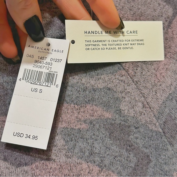 NWT!! American Eagle “Soft & Sexy Plush” camo long sleeve size S!! - Picture 3 of 5
